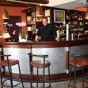 ** Hotel Au Bon Accueil France