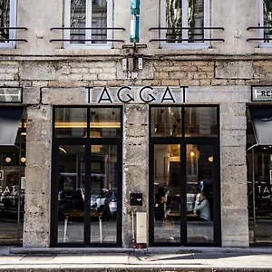 Taggat 2*, Lyon Francia