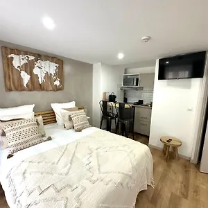 A La Buttes Aux Cailles 2*, París Francia